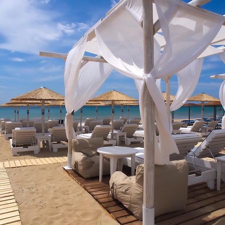 Amaryllis Beach Hotel Chrisi Akti  Luaran gambar