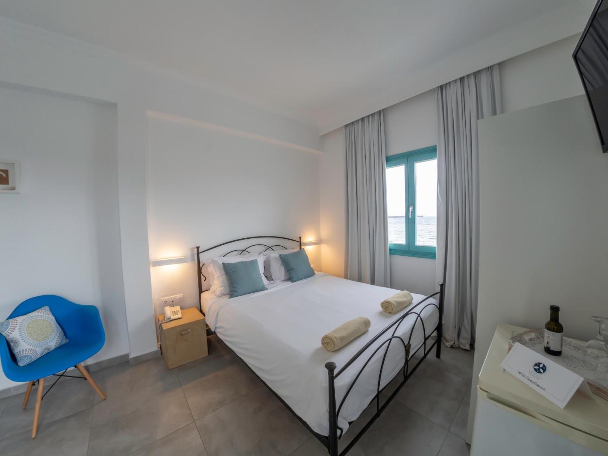 Amaryllis Beach Hotel Chrisi Akti  Bilik gambar